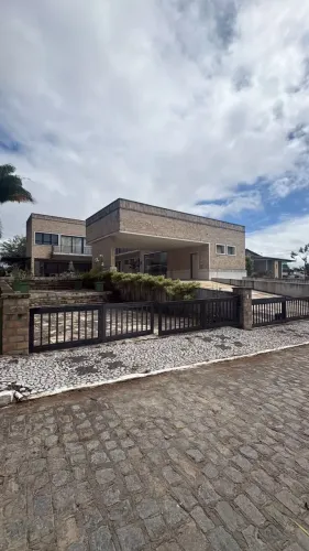 Casa à venda em Gravatá 800m² de área construída