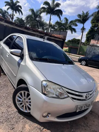 Toyota Etios XLS Sedan 1.5 Flex 16V 4P Mec. 2016