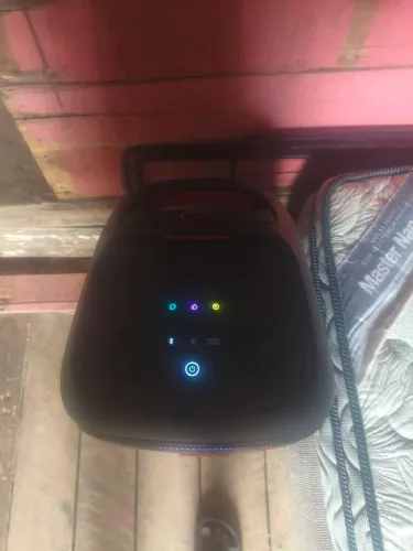 Caixa JBL 320