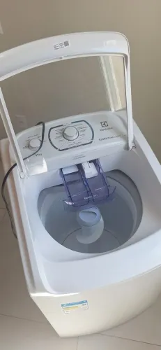 Máquina de Lavar Electrolux 11kg Essential Care LES11 127V