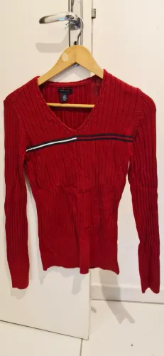 Sueter Vermelho Tommy Hilfiger. Tam. P. 