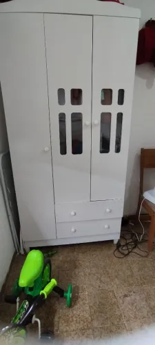 Guarda roupa infantil 