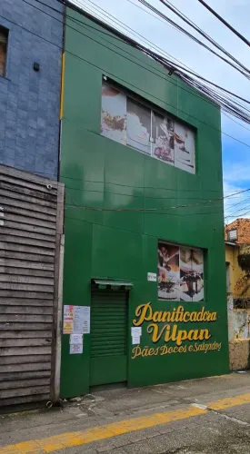 2 andares na Av. Gov. José Malcher, em frente à Caixa Econômica Federal<br>