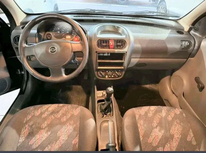 Chevrolet Corsa Sedan 1.0 MPFI 8V 71cv 4P 2003
