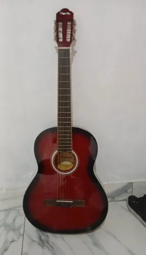 Violão novo