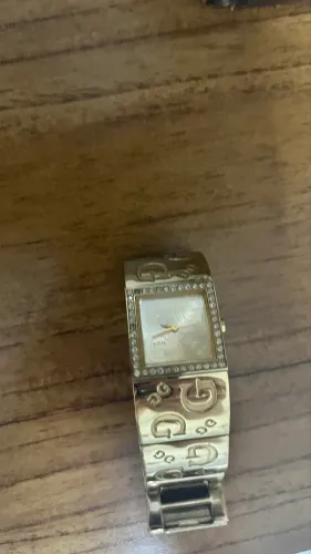 Relogio guess feminino