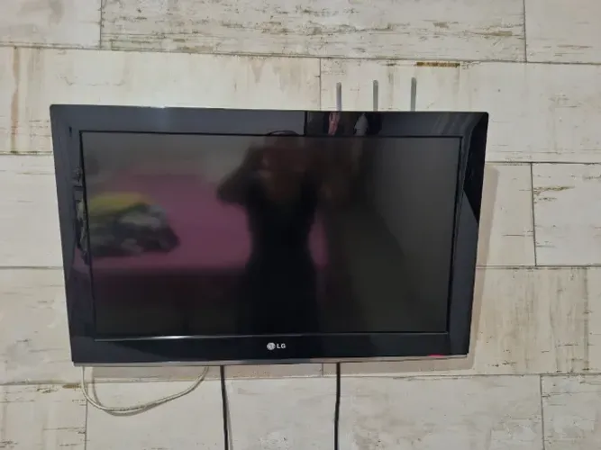 TV 37 polegadas 