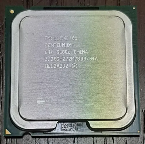 Processador Intel Pentium 4 640 Sl8q6 Lga775 2m 3,20ghz