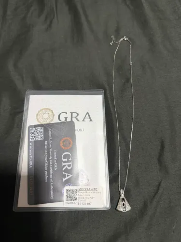 Colar nossa senhora aparecida com pedras zirconias