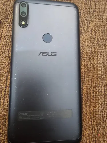 Celular asus