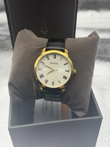 RELÓGIO BULOVA DOURADO COURO - ORIGINAL - ELEGÂNCIA ATEMPORAL | POUCO USO | CAIXA COMPLETA