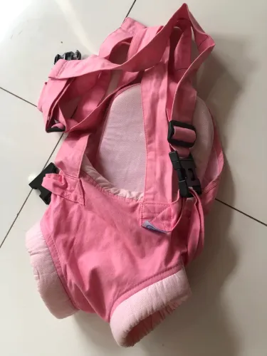 Cangurú pra bebê menina