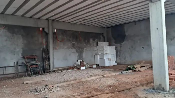 Salão comercial para alugar ou para vender no bairro Vila Santa Catarina em Americana / SP