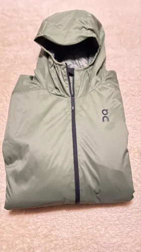 Jaqueta ON RUNNING Insulated. TAM L. NOVÍSSIMA!