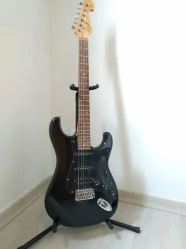 Tagima Special Black Piano