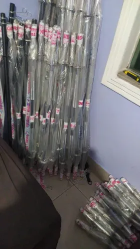 Barra Reta e W maciça profissional e oca de 40, 120, 150, 160, 180 e 200cm rosca, presilha