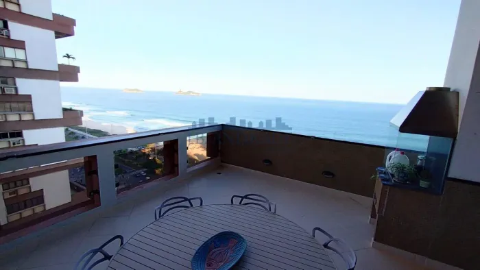 Espetacular Apartamento com vista Eterna para a Praia da Barra!