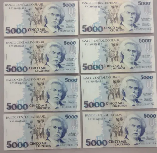 Cédulas antigas de 5000 cruzeiros