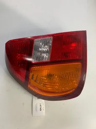 Lanterna Traseira esquerda Clio Sedan 2001 A 2009