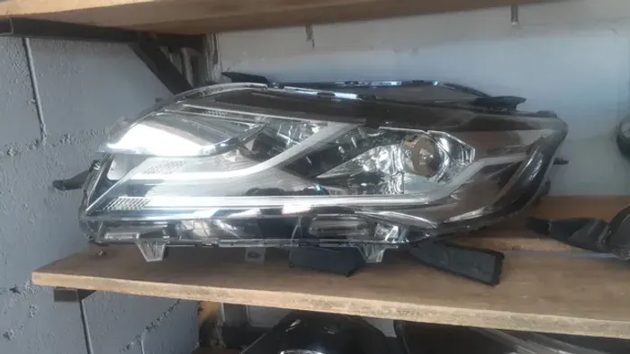 pajero sporte ano 2020 farol lado esquerdo