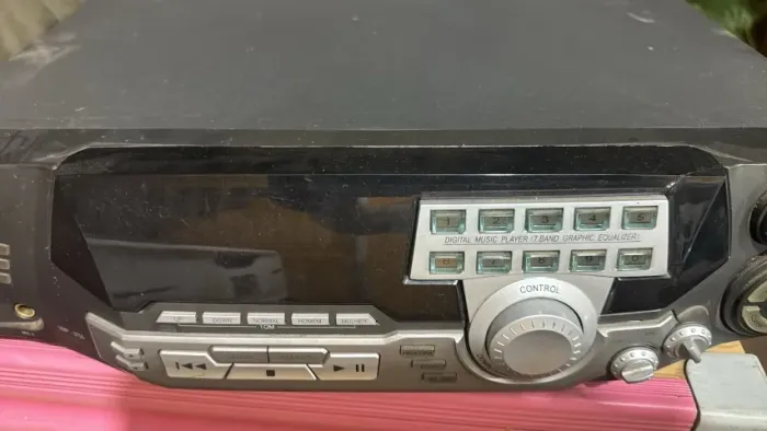 Karaoke Raf Vmp 3700 com 8 Cartuchos+ 3 pastas com o nome das músicas e dos cantores!
