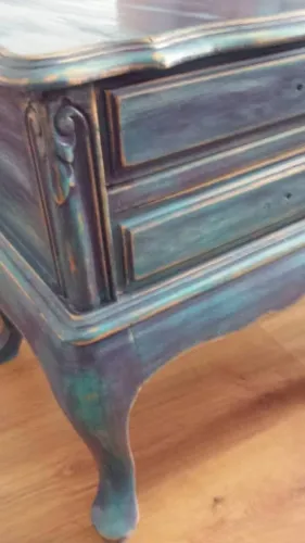 Restauração em móveis e Pinturas 