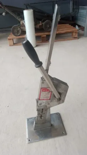 Máquina Grampeadeira Manual Mle-300 