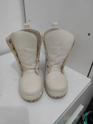 Vendo Bota e Sapatilha