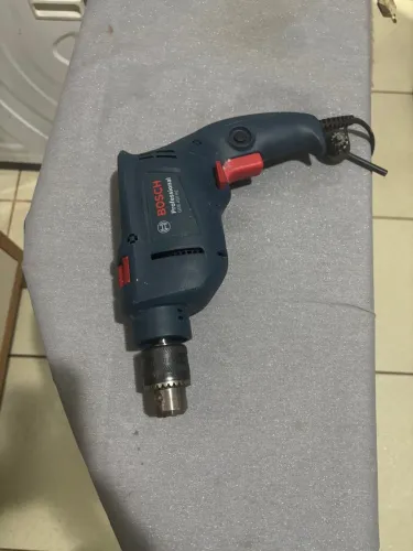 Furadeira Bosch GSB 450 RE Profissional