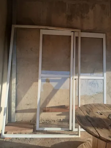 Porta de vidro alumínio 