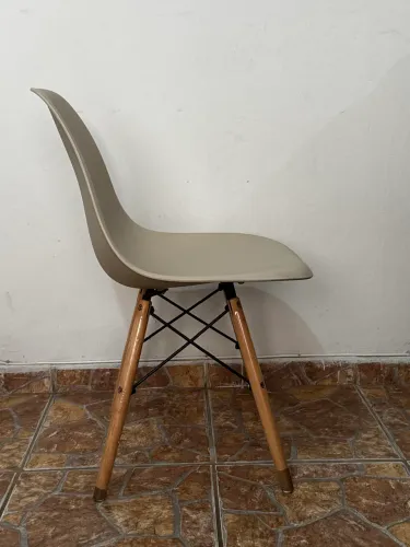 Cadeira Eames
