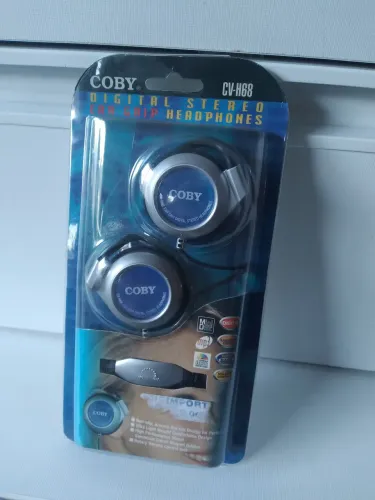 Fone de Ouvido Coby CV-H68 Digital Stereo