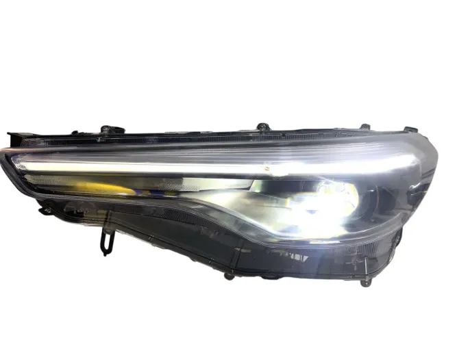 Farol lado esquerdo Corolla Cross 2022/2025 Xre/xr