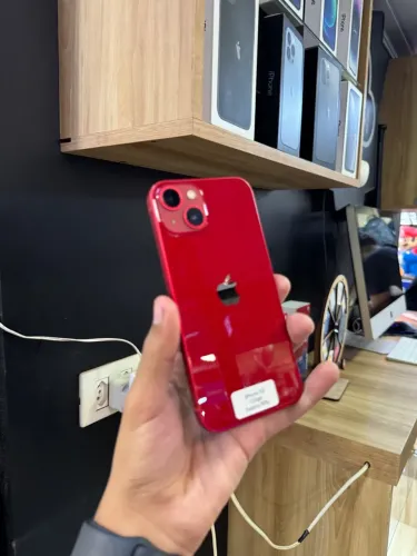 iPhone 13 Red 128 gb