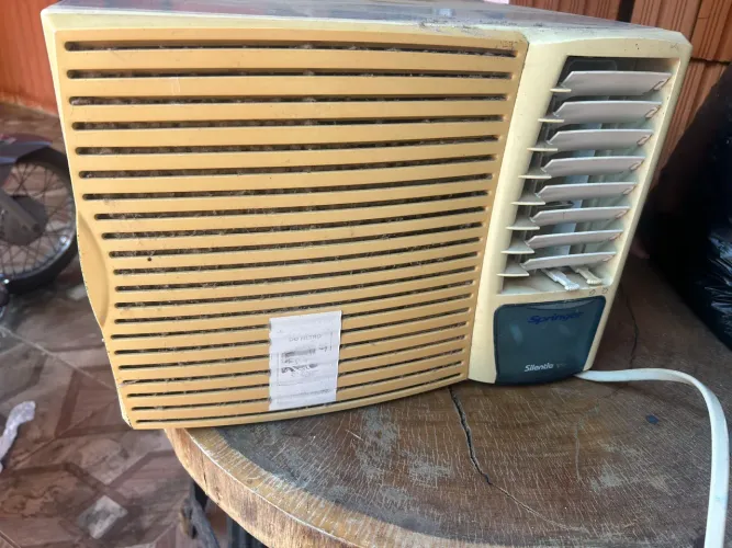 Ar condicionado de janela