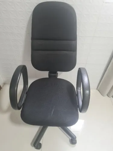 Vendo cadeira executiva para escritório
