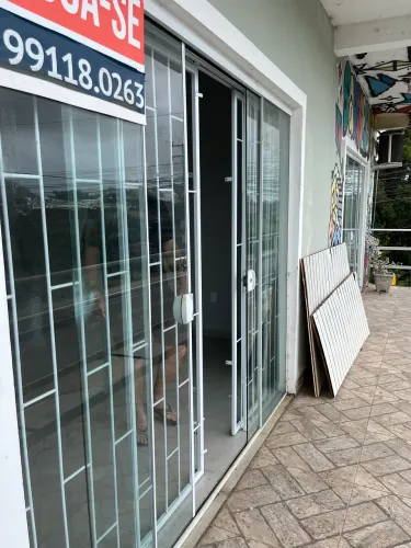 Vendo sala comercial, em ótima localização 