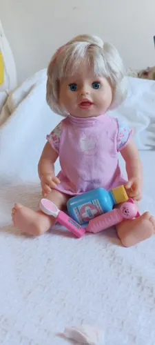 Boneca Little Mommy Doentinha
