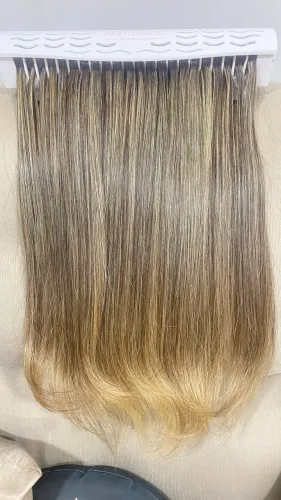 Cabelo loiro iluminado