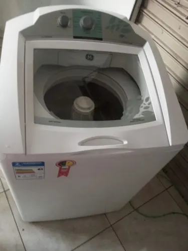Vendo máquina de lavar GE 13kg voltagem 110 bacia d inox entrego instalada com garantia 