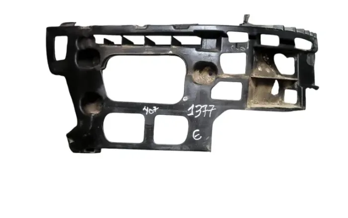 Suporte Parachoque Esquerdo Traseiro Peugeot 407 2007 N1377