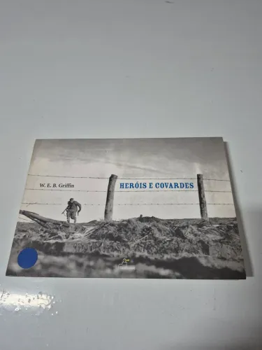 Livro Guerra Herois e Covardes