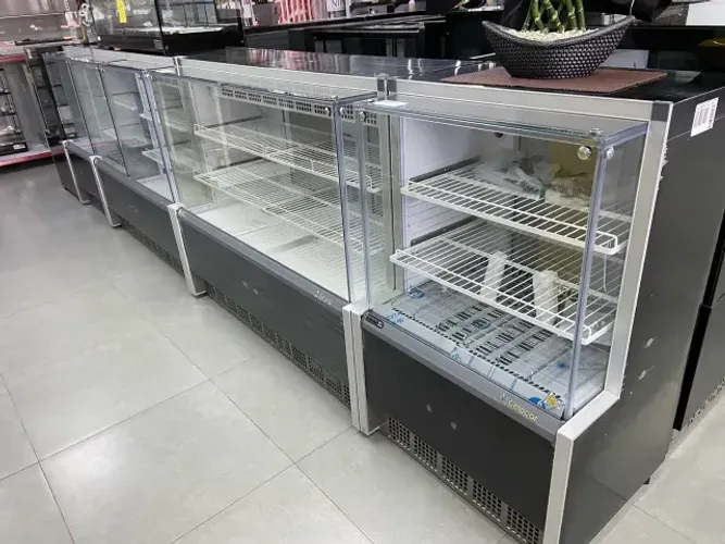 Balcões de Padaria e Confeitaria Gelopar - Loja