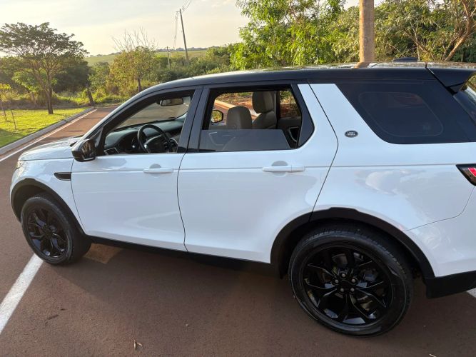 Imagem de Land Rover Discovery Sport HSE 2.2 4X4 Diesel Aut. 2016