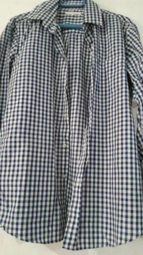 Camisa xadrez azul e branca