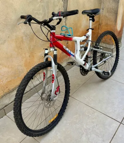 Bicicleta Caloi SK aro 26