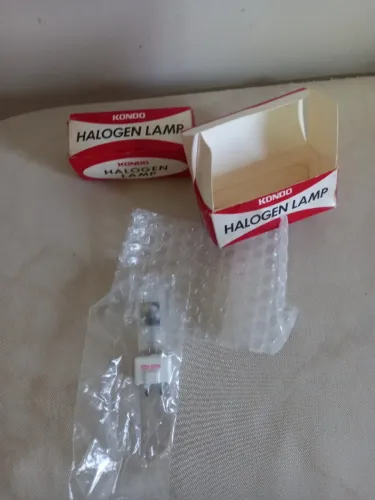 Lâmpada halogena kondo para retroprojetor.