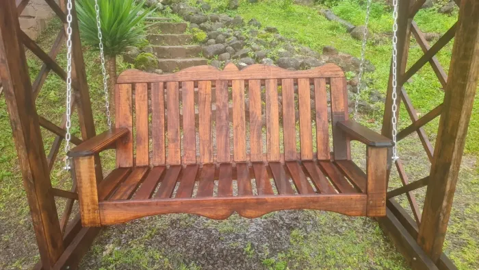 Balanço de Madeira Artesanal para Jardim