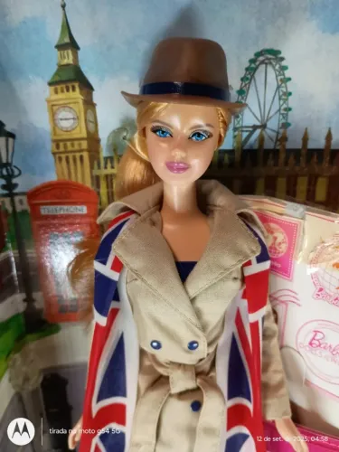 BARBIE UNITID KINGDOM NOVA NA CAIXA LACRADA