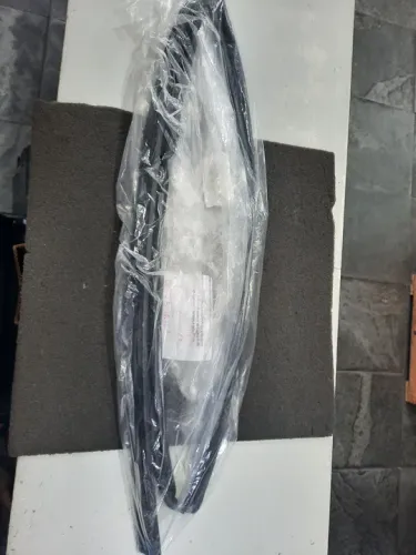Borracha Vidro Traseiro Esquerdo Toyota Corolla 2015 a 2019